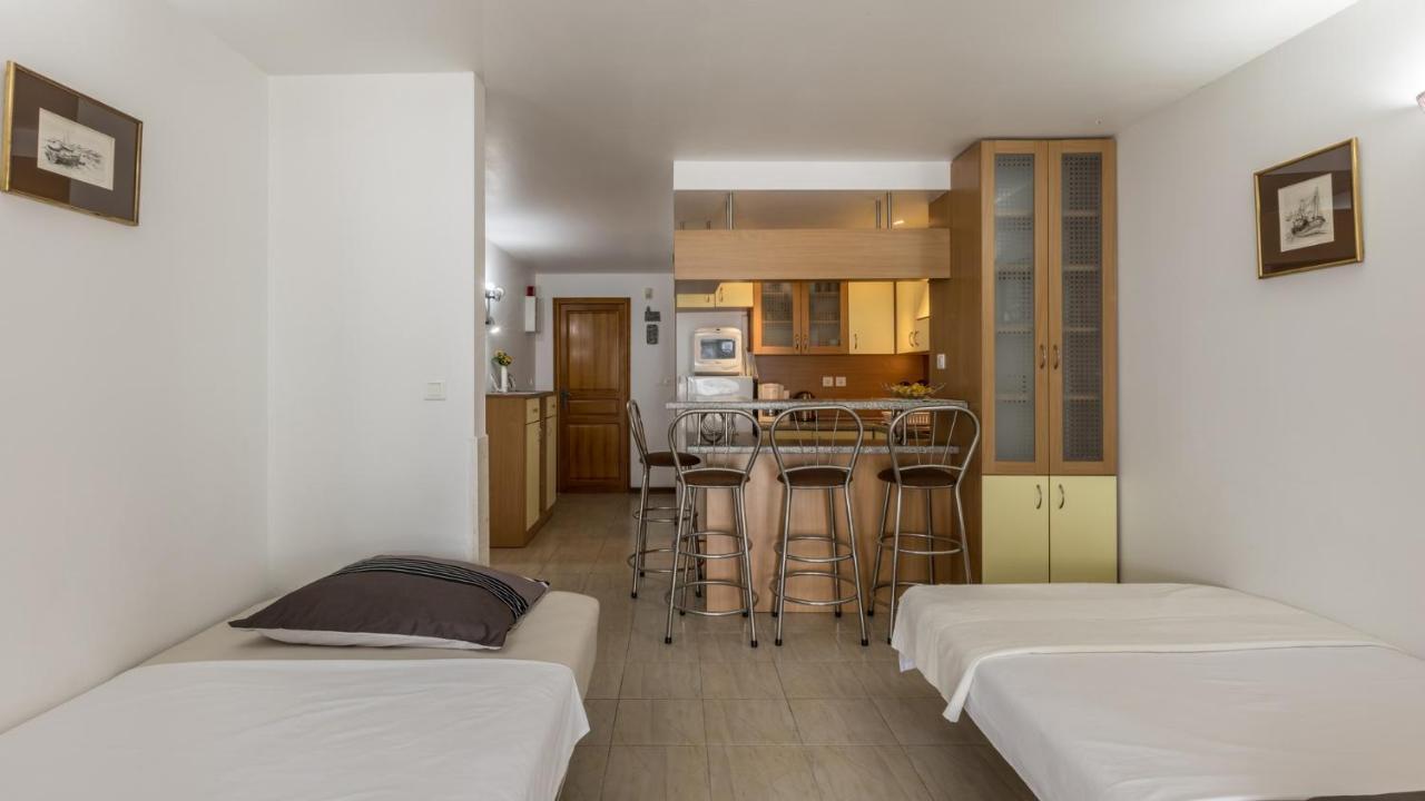 Apartments Katarina Трогир Экстерьер фото