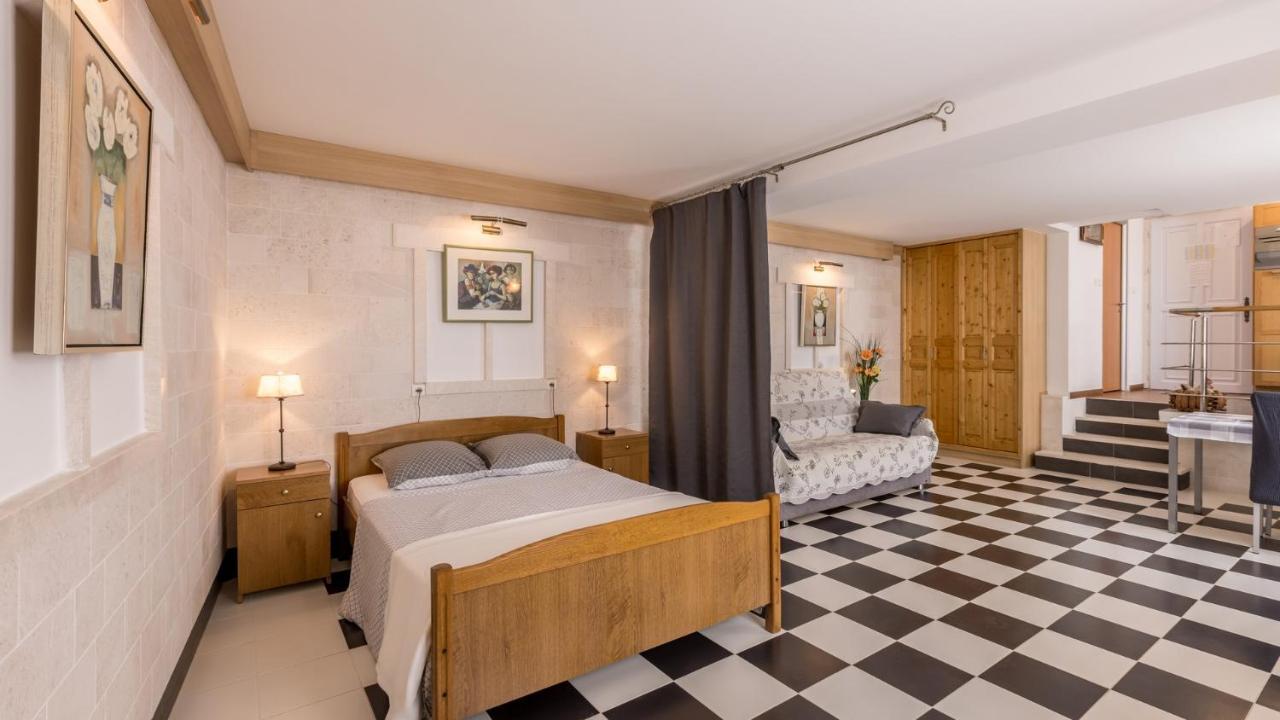Apartments Katarina Трогир Экстерьер фото