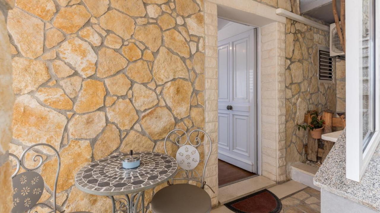 Apartments Katarina Трогир Экстерьер фото